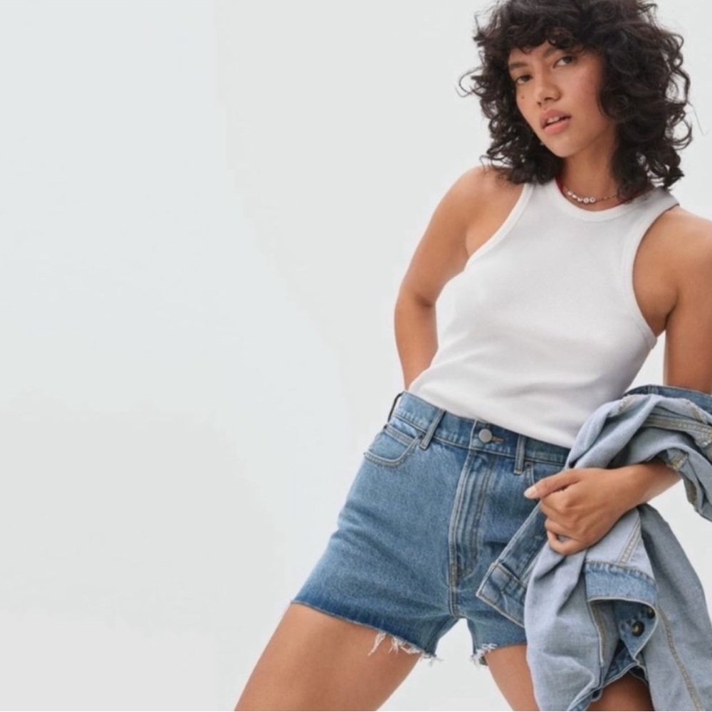 COPY - Everlane The Way High Denim Shorts sz 25